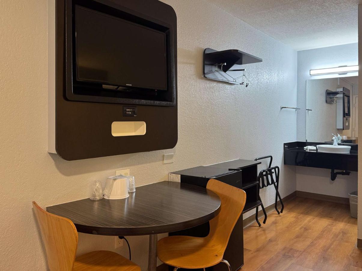Motel 6-Simi Valley, Ca ภายนอก รูปภาพ