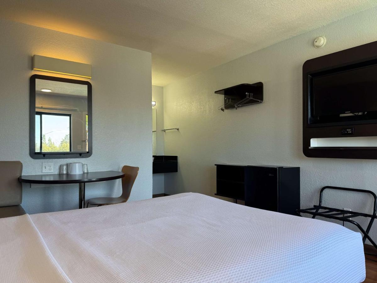 Motel 6-Simi Valley, Ca ภายนอก รูปภาพ