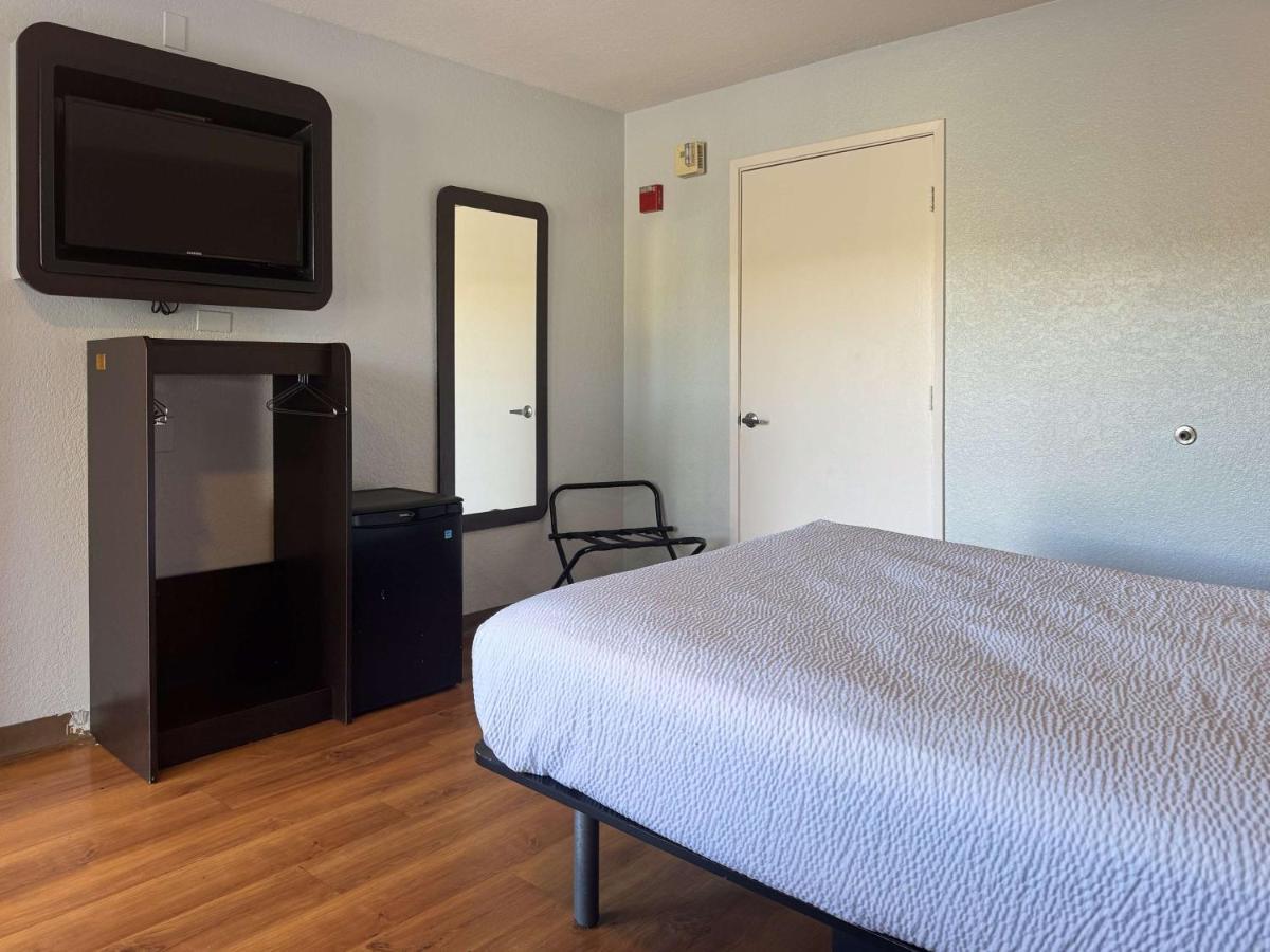 Motel 6-Simi Valley, Ca ภายนอก รูปภาพ