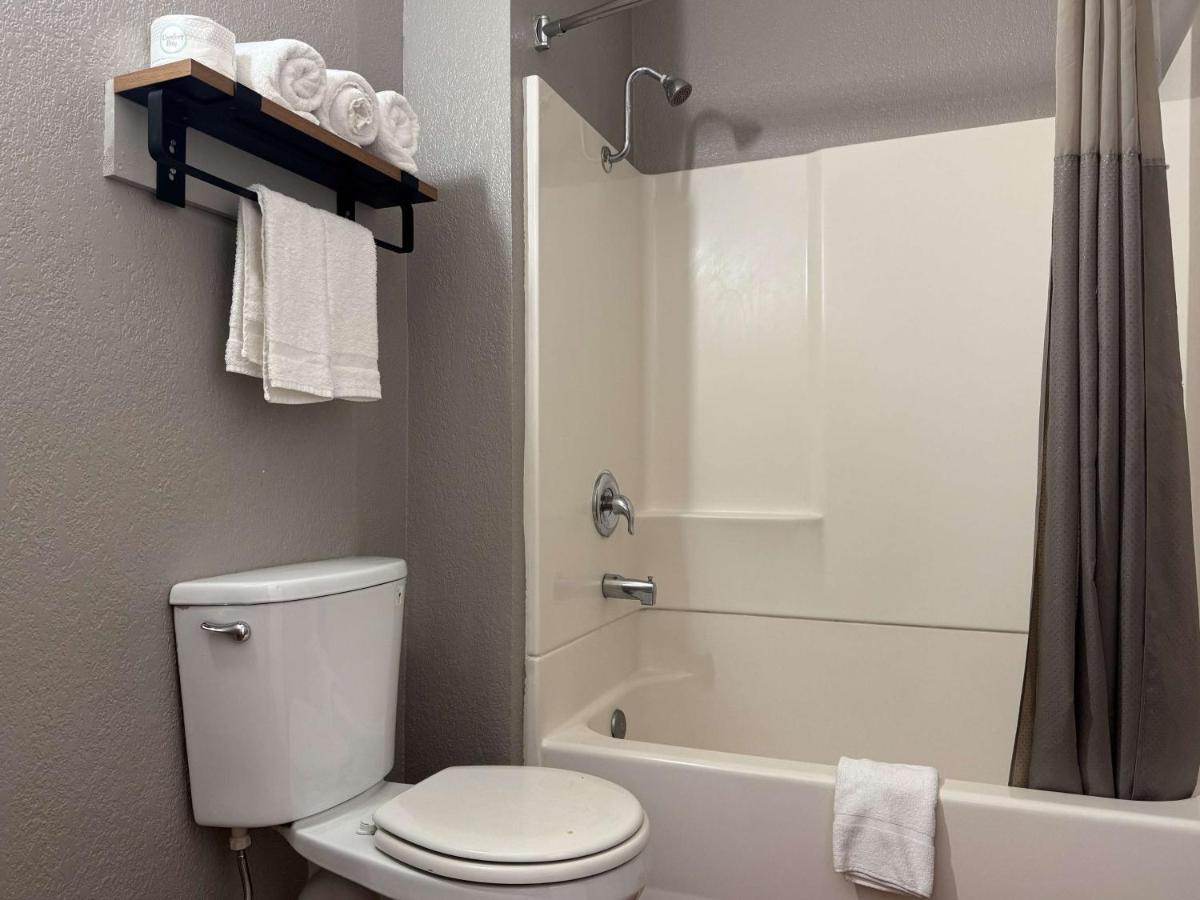 Motel 6-Simi Valley, Ca ภายนอก รูปภาพ