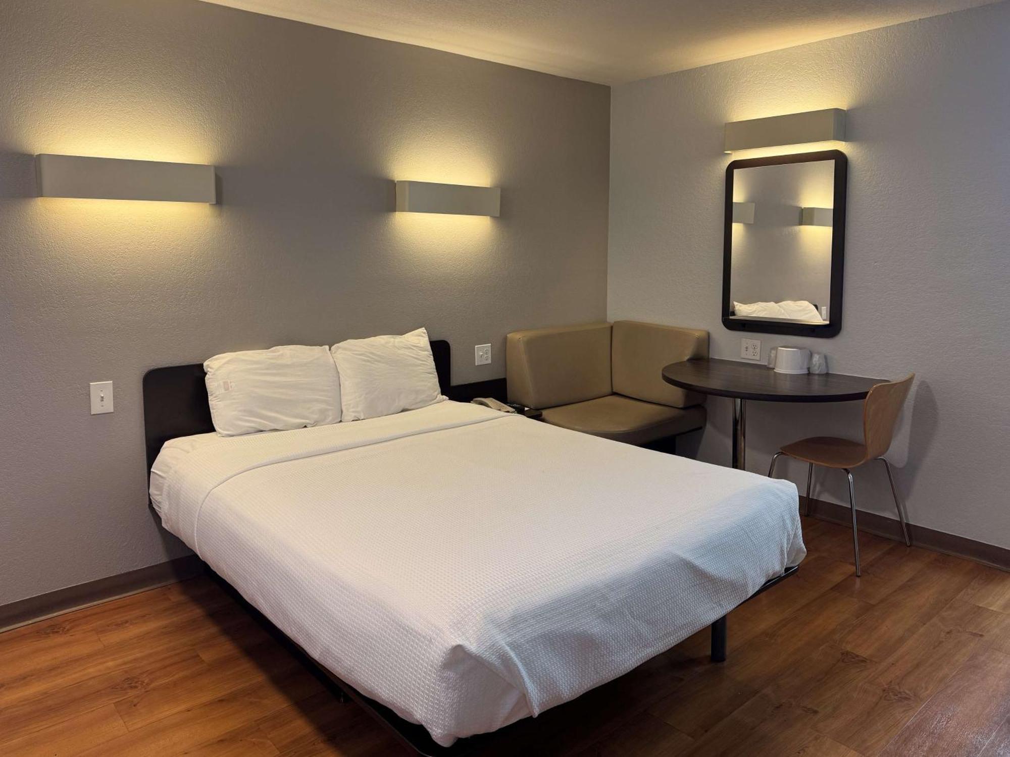 Motel 6-Simi Valley, Ca ภายนอก รูปภาพ